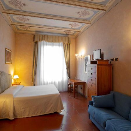סן ג'ימיניאנו B&B Palazzo Al Torrione 2 מראה חיצוני תמונה