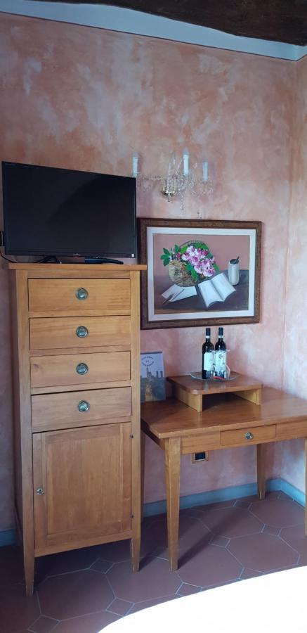 סן ג'ימיניאנו B&B Palazzo Al Torrione 2 מראה חיצוני תמונה