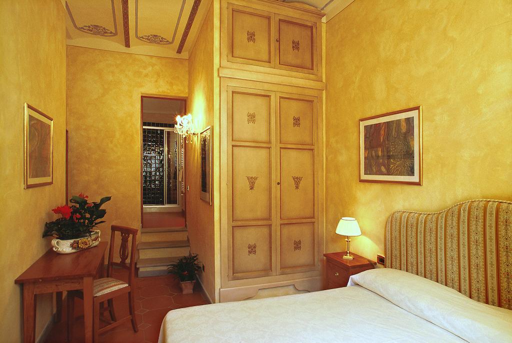 סן ג'ימיניאנו B&B Palazzo Al Torrione 2 חדר תמונה
