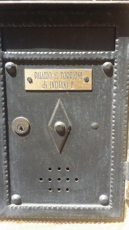 סן ג'ימיניאנו B&B Palazzo Al Torrione 2 מראה חיצוני תמונה